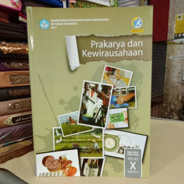 Jul 31, 2019 · untuk siswa sma kelas 10 semester 1 yang membutuhkan buku sekolah elektronik (bse) mata pelajaran prakarya dan kewirausahaan kurikulum 2013 terbitan tahun 2017, sila unduh melalui link/tautan di akhir tulisan ini. Buku Prakarya Kelas 10 Semester 1 Masnurul