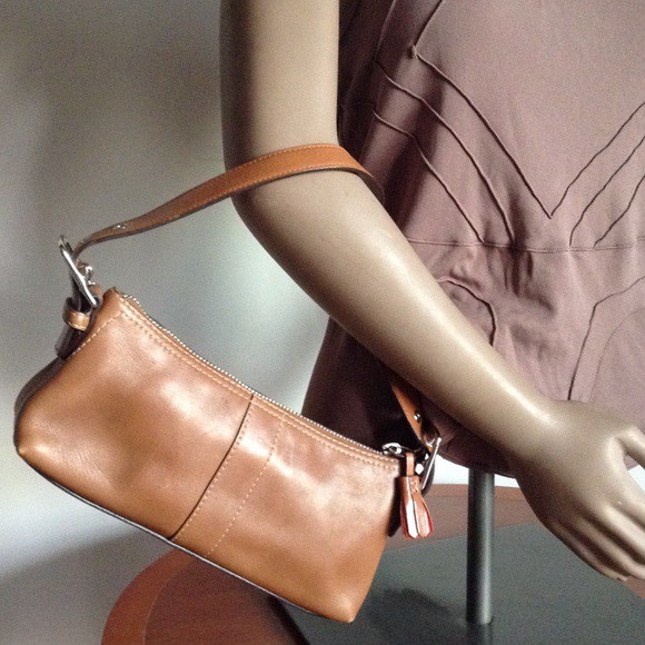 Coach purses are the best approved afterwards brands in the. Tas Kulit Authentic Coach 7461 Small Brown Leather Handbag Shopee Indonesia