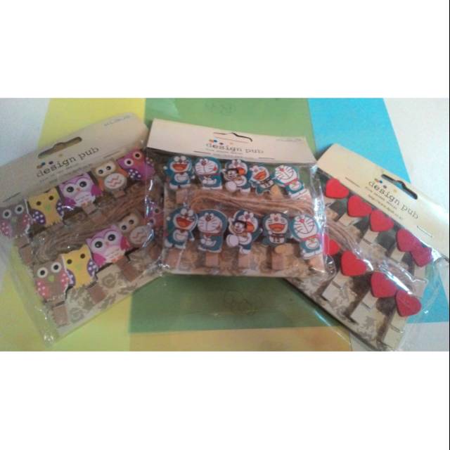 Berburu wallpaper ialah sebuah kegiatan yang pastinya sering dilakukan tidak terkecuali mencari gambar animasi. 33++ Jepit Foto Polaroid Karakter - Rudi Gambar