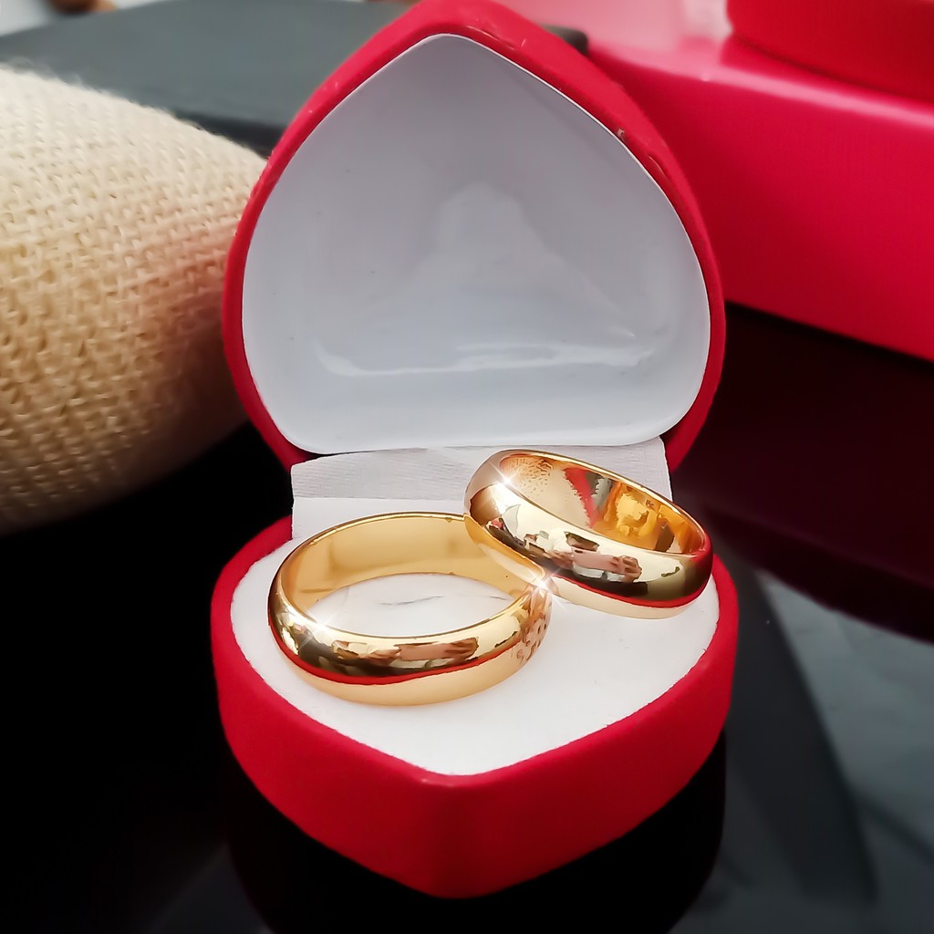 Mereka akhirnya mengunggah sejumlah foto dari acara pernikahan . Kotak Cincin Tunangan Harga Terbaik Cincin Aksesoris Fashion September 2021 Shopee Indonesia