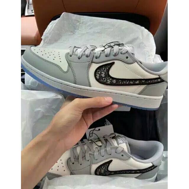 Dior x air jordan 1 high original & fake. Jual Air Jordan X Dior Kw Premium 1 1 Indonesia Shopee Indonesia