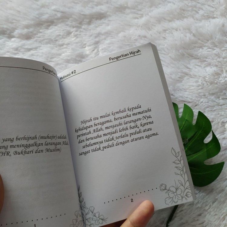 Kalimat dan kutipan istiqamah dibawah ini . Jual Buku Saku 100 Motivasi Hijrah Indonesia Shopee Indonesia