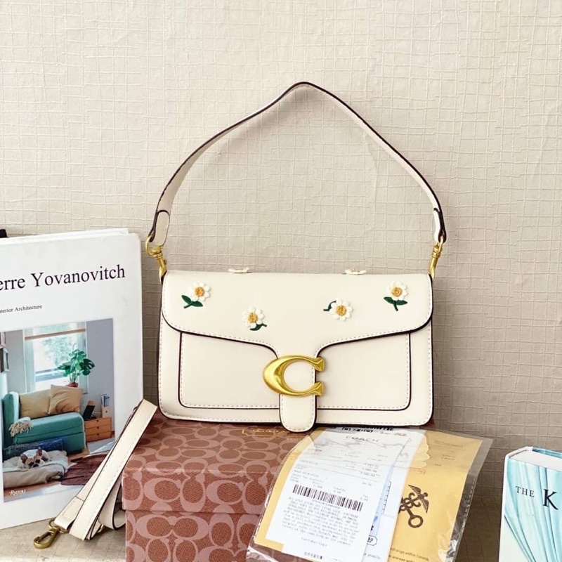 Check out our coach mini purse selection for the very best in unique or custom, handmade pieces from our crossbody bags shops. Harga Coach Daisy Bag Terbaru Desember 2021 Biggo Indonesia