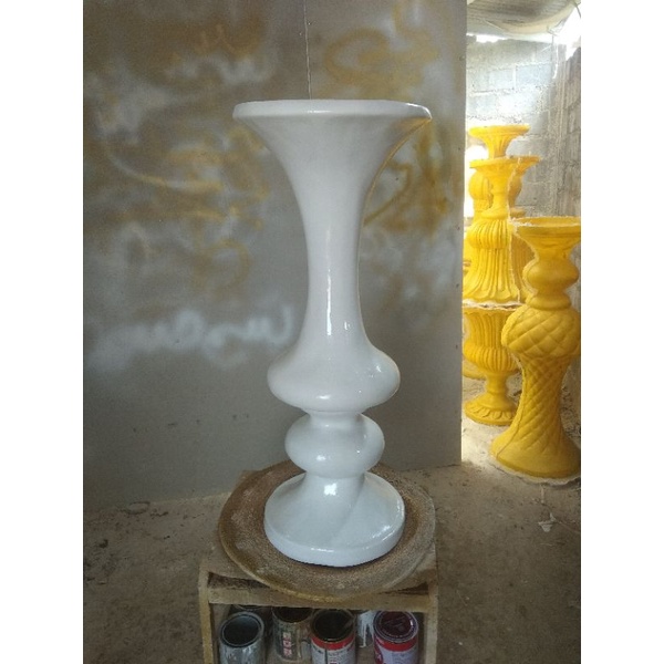 Jual vas bunga ukiran kayu mentah meja pot kembang dekorasi pelaminan bagus dan murah di jual oleh ribuan toko online di indonesia | inkuiri.com. Harga Pot Fiber Dekorasi Pelaminan Terbaru Juli 2021 Biggo Indonesia