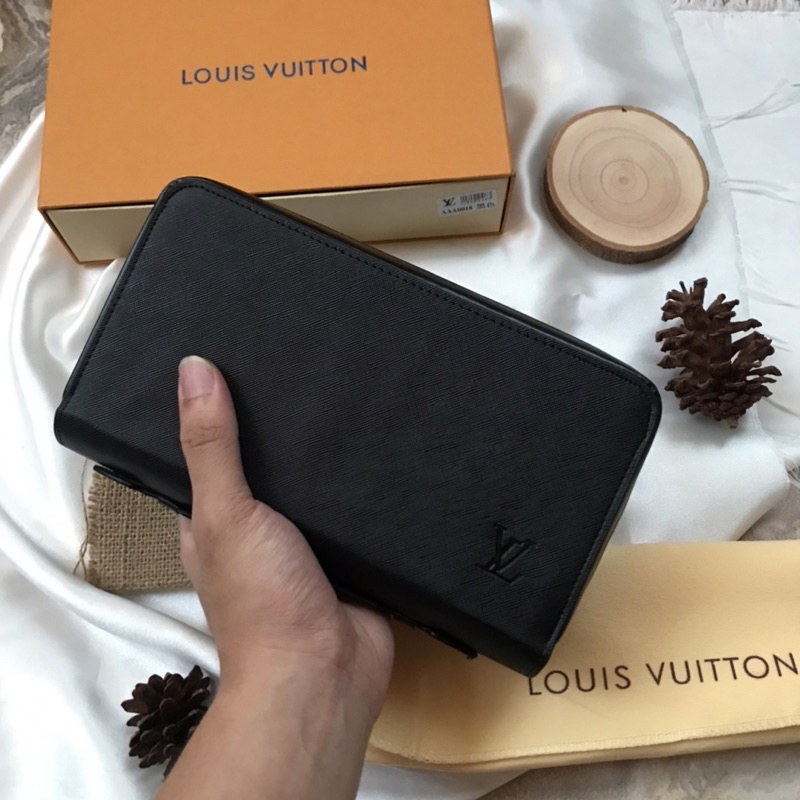 Louis vuitton neverfull · 2. Jual Handbag Louis Vuitton Harga Terbaik Clutch Tas Pria Desember 2021 Shopee Indonesia