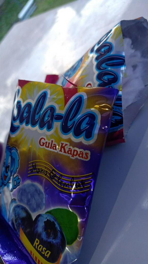 If you haven’t already heard of cotton candy grapes, you’re seriously missing out on one (naturally) sweet treat. Jual Koala La Kapas Candy Soft Cotton Candy Koala La Permen Gula Kapas Stroberi By Jadoel Snack Indonesia Shopee Indonesia