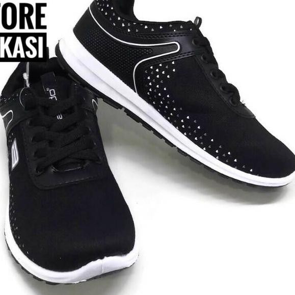 Sepatu sekolah anak laki laki perempuan ando hitam putih sd smp sma. Sepatu Ando Megy Hitam Putih Tali Sepatu Sekolah Anak Perempuan Lelaki Sepatu Olahraga Sd Smp Sma Shopee Indonesia