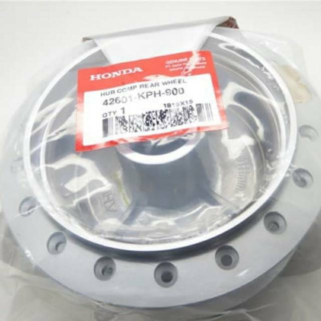 Banyak bermasalah di sistem pengereman belakang yang masih tromol, honda melakukan facelift atau upgrade di tahun berikutnya . Tromol Roda Belakang Supra X 125 Fit Revo Karisma Kirana Ori Ahm 42601kph900 Shopee Indonesia