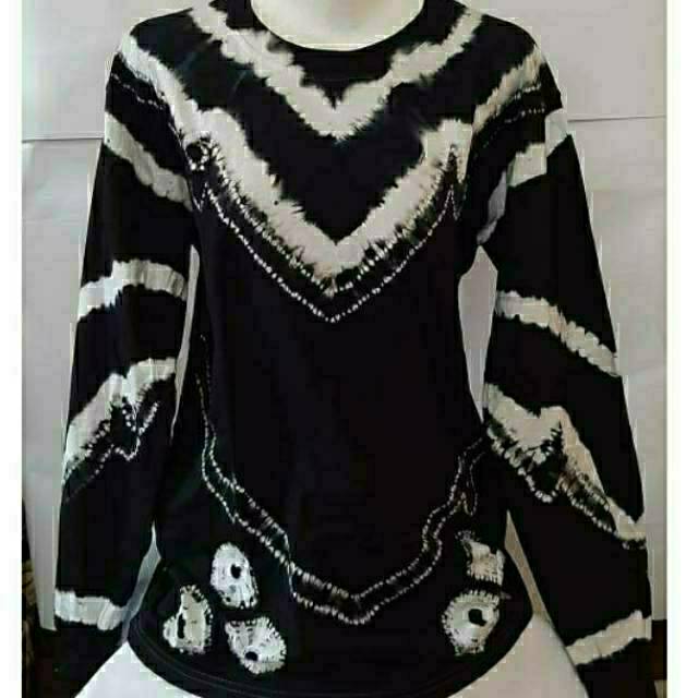 31 model baju sasirangan kombinasi batik gamis modern 2019 model. Baju Sasirangan Atasan Kaos Kaos Sasirangan Atasan Cewek Lengan Panjang Kaos Unik Kaos Etnik Shopee Indonesia