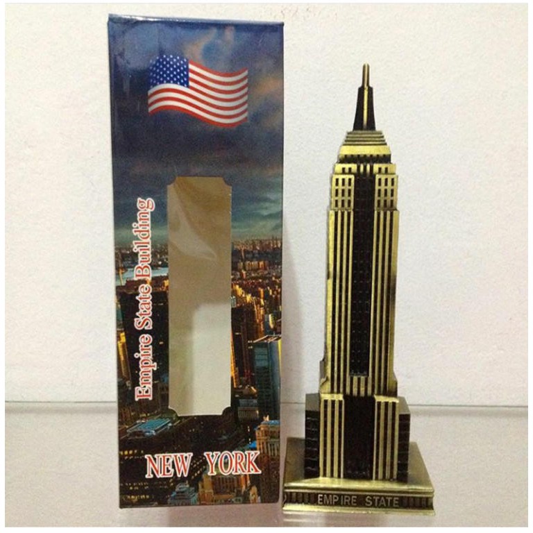 Download the perfect empire state building pictures. Jual Miniatur Empire State Building 18 Cm Indonesia Shopee Indonesia