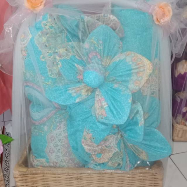Cara membuat hantaran pernikahan dari handuk bentuk gajah. Jasa Hias Seserahan Hantaran Bedcover Shopee Indonesia