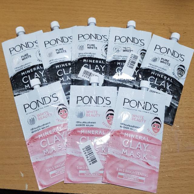 Letakkan masker secara merata pada kulit yang sudah dibersihkan. Ponds Mineral Clay Mask White Beauty Shopee Indonesia