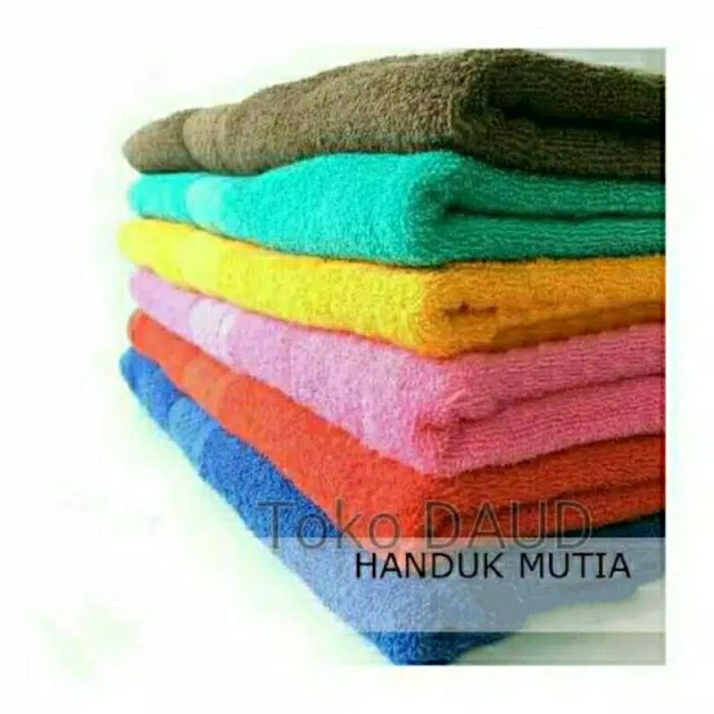 Jual Handuk MANDI Mutia MURAH BESAR JUMBO 70x140 POLOS Indonesia|Shopee  Indonesia