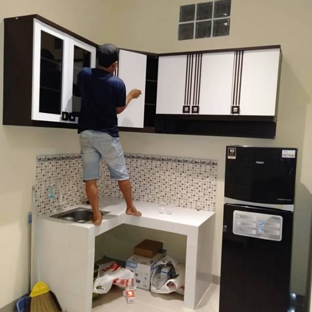 Lemari Gantung dapur Atas L | Shopee Indonesia