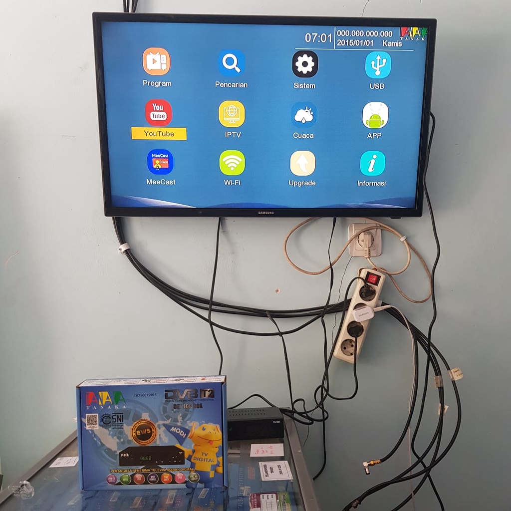 Watching television is a popular pastime. Jual Receiver Digital Stb Dvbt2 Tv Tuner Penerima Siaran Digital Tanaka Modi Indonesia Shopee Indonesia