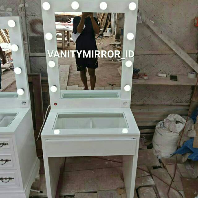 Pengurutan standar, urutkan berdasar tren . Vanity Mirror Kaca Rias Kaca Make Up Meja Rias Meja Make Up 46 Shopee Indonesia