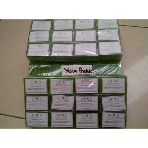 Dok saya mempunya penyakit kulit.dia berbentuk bintik2 kecil warna hijau lumut,tumbuh d perut dan kalau d raba terasa kasar banget mungkin . Murah Sabun Pembersih A Dha Original Cirii Warna Hijau Lebih Seger Tidak Pucat Dan Wangi Shopee Indonesia