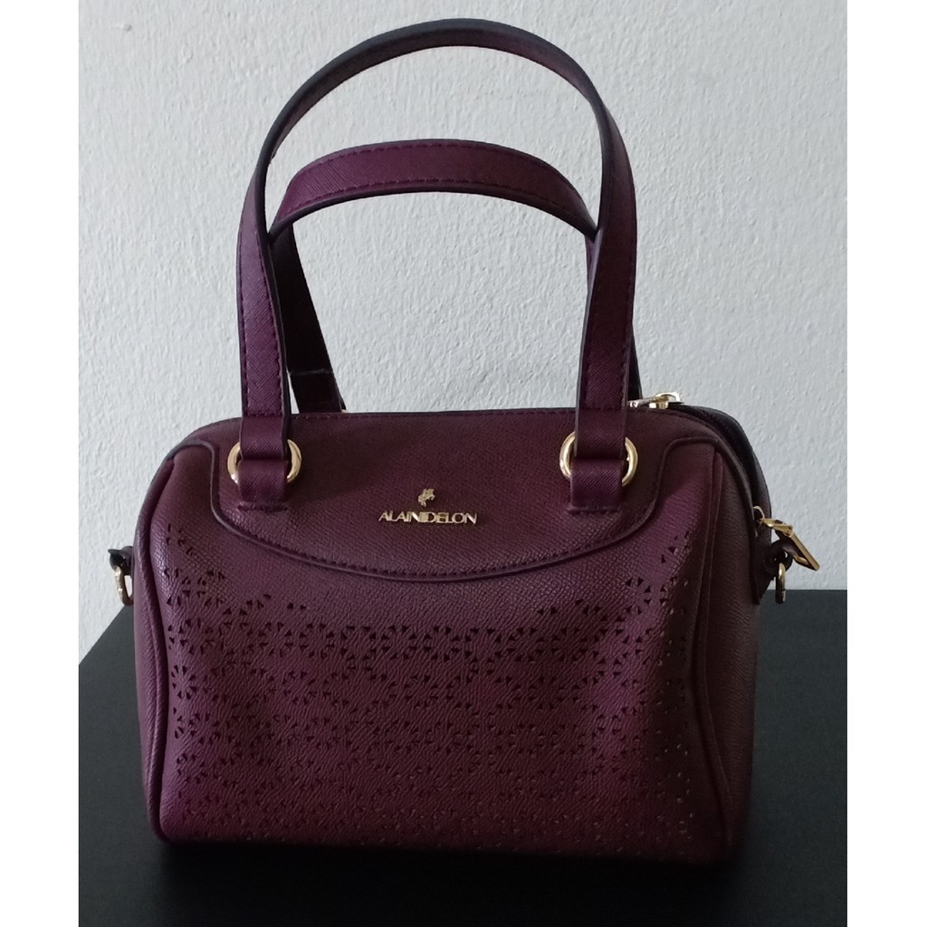 You can find good products not only from alain delon bags but also from coach, polo and kickers. ALAIN DELON WOMEN MEDIUM BUCKET SLING HANDBAG | Shopee Malaysia