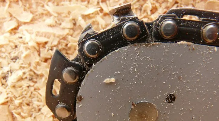 If you have trees on your property that you don't want anymore or old limbs and branches that litter your land, you don't have to call a tree service and pay lots of money for someone else to get rid of them. Chainsaw Chain Types Explained (How Each Works to Cut Wood