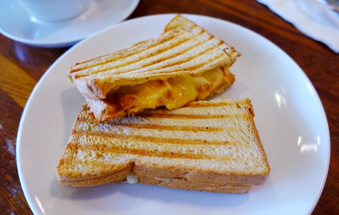 【食記】一個人的小確幸Café．熱烤義式三明治 @天母