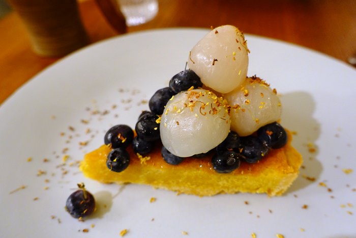 【食記】貳房苑Livingreen．季節藍莓荔枝塔．享受綠意與質感的品味生活 @捷運大安站