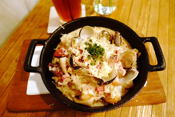 【食記】她他小餐館BISTRO TOGETHER．姊妹淘聚會好選擇 @六張犁捷運站