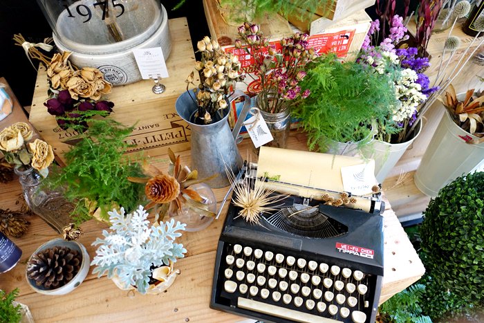 【食記】儲房咖啡館．身處花坊中的小食堂 @南京松江站