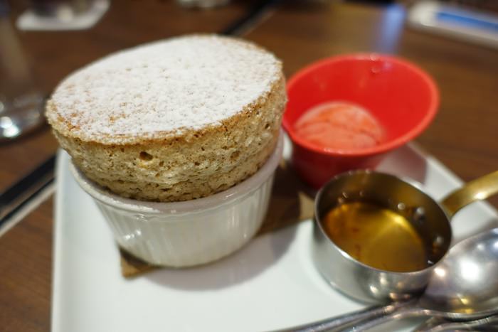 【食記】Caldo Cafe 咖朵咖啡．每日限定口味的舒芙蕾 @忠孝復興站