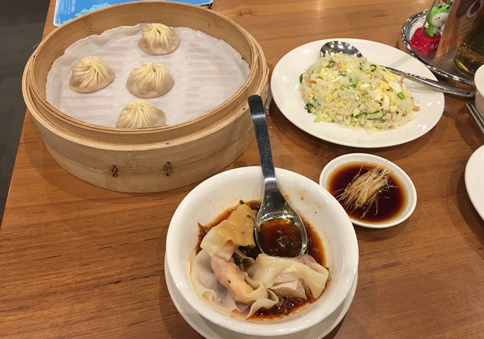 【食記】一個人的鼎泰豐．紅油炒手才是我的最愛 @天母店