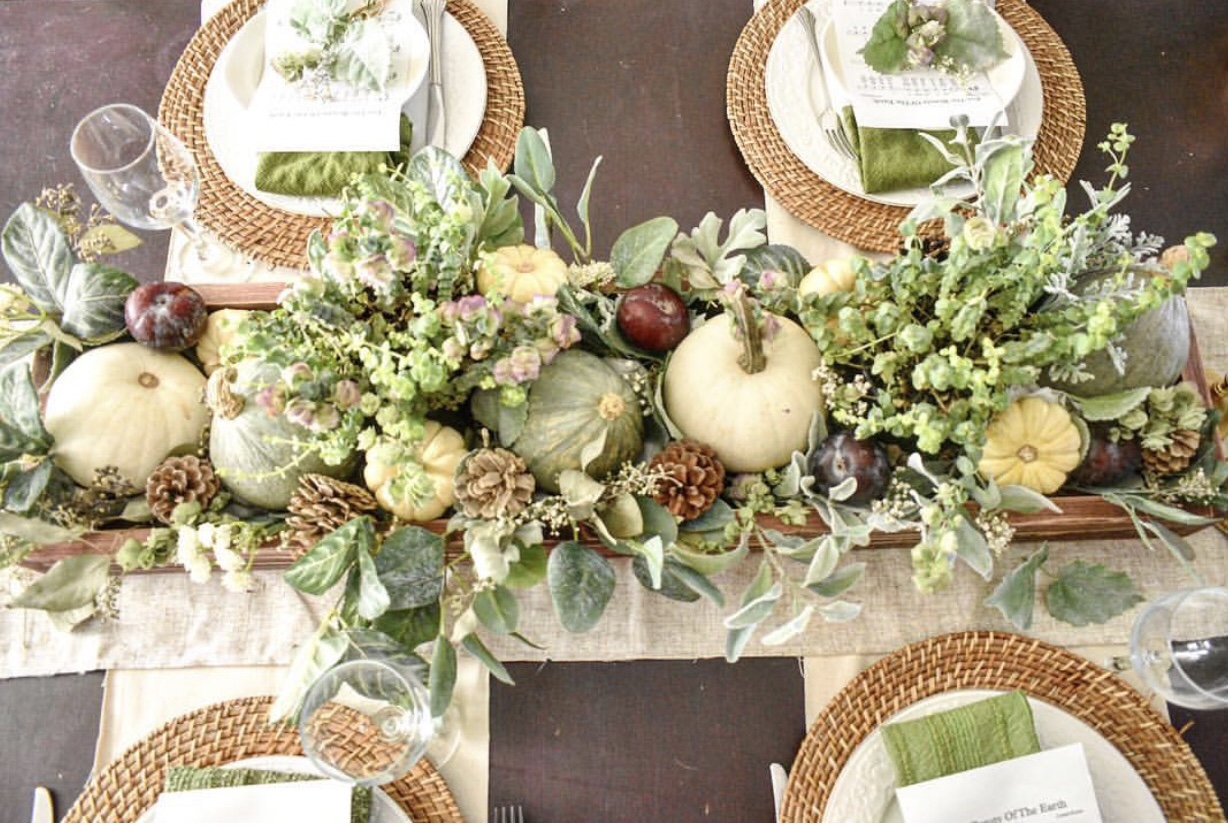 Thanksgiving Table Decorations / 60 Easy Thanksgiving Decorations Cute And Simple Decor Ideas For Thanksgiving 2021 : You might be left wondering where to put all of your belongings or how to make the space livable.