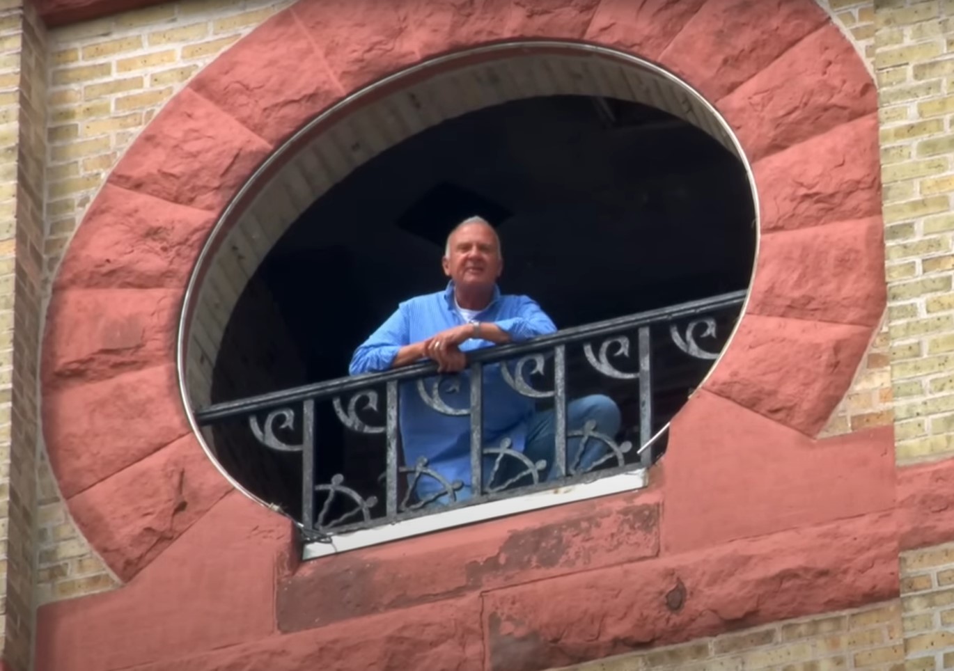 Groundhog Day Walking Tour | Cherry Tree Inn B&B, Woodstock, IL