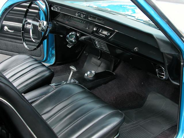 Diy network offers a variety of ideas for incorporating a garden bench into your outdoor design scheme. 1966 Chevelle Bucket Seat Interior Photos