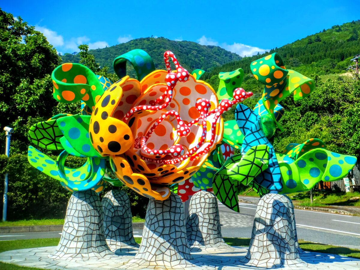 森に隠れたアート探し『霧島アートの森』（姶良郡湧水町） | シマグニ