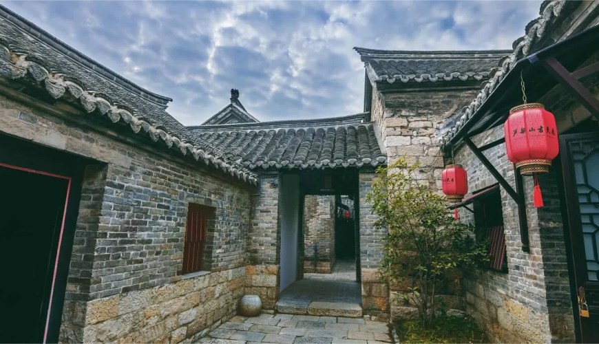 Ancient Architecture Complex in Hubu Mountain – Ticket, Opening hours, Location, and highlights Ancient Architecture Complex in Hubu Mountain – Ticket, Opening hours, Location, and highlights