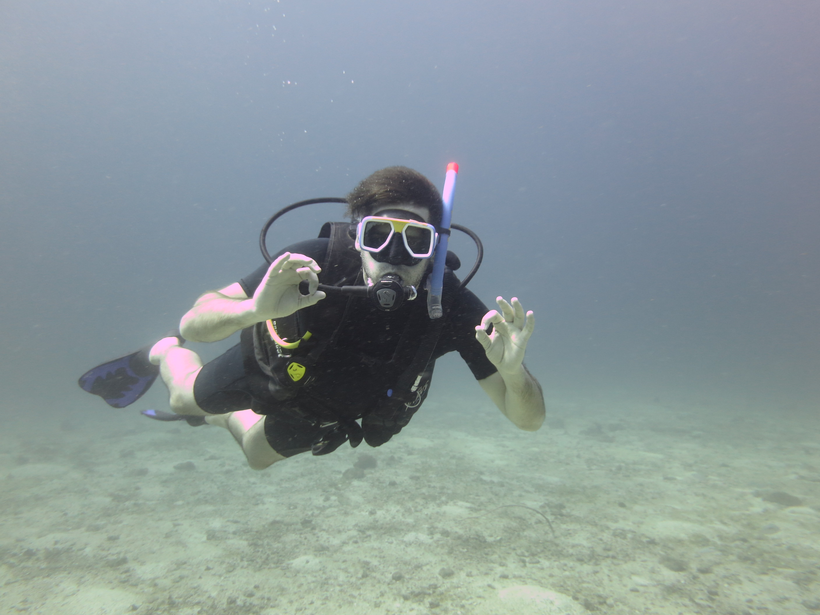 Scuba diving in thailand