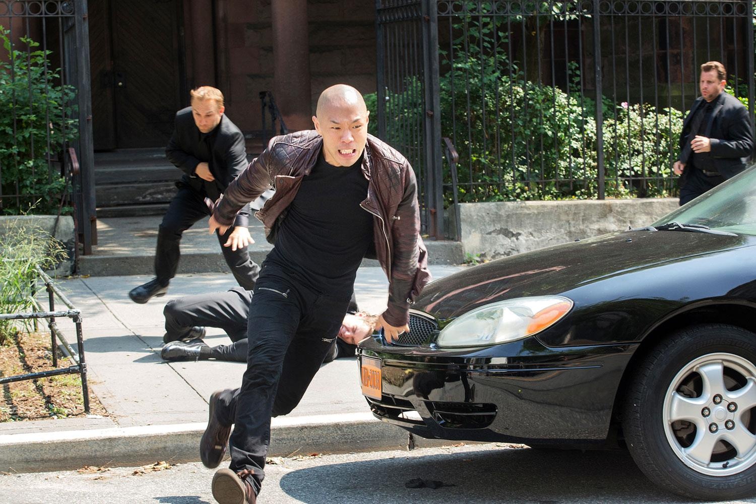 La oscura vida de lucas hood se complica aún más cuando, tras salir de prisión, decide tomar la identidad del nuevo sheriff de banshee, un pequeño pueblo situado en pennsylvania que oculta más de lo que parece. Tv Series Pilihan Cinemagoers Banshee 2013 2016 Movies Are Made For Moviegoers Not Movies Critics