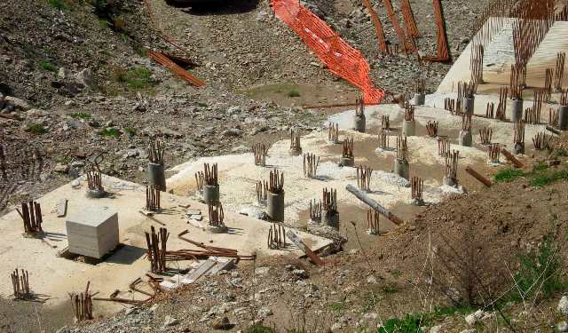 WHAT IS PILED RAFT FOUNDATION & 2 GREAT EXAMPLES OF IT