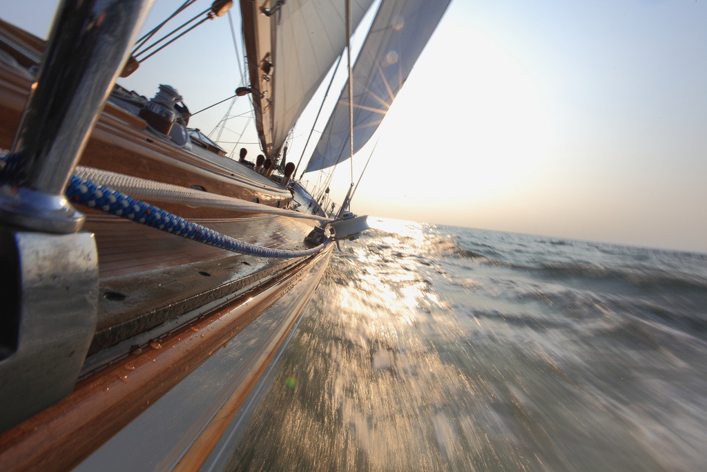 Styled after the famous herreshoff racing vessel ticonderoga, whitehawk was designed by renowned maine yacht designer bruce king and . Bruce King Whitehawk