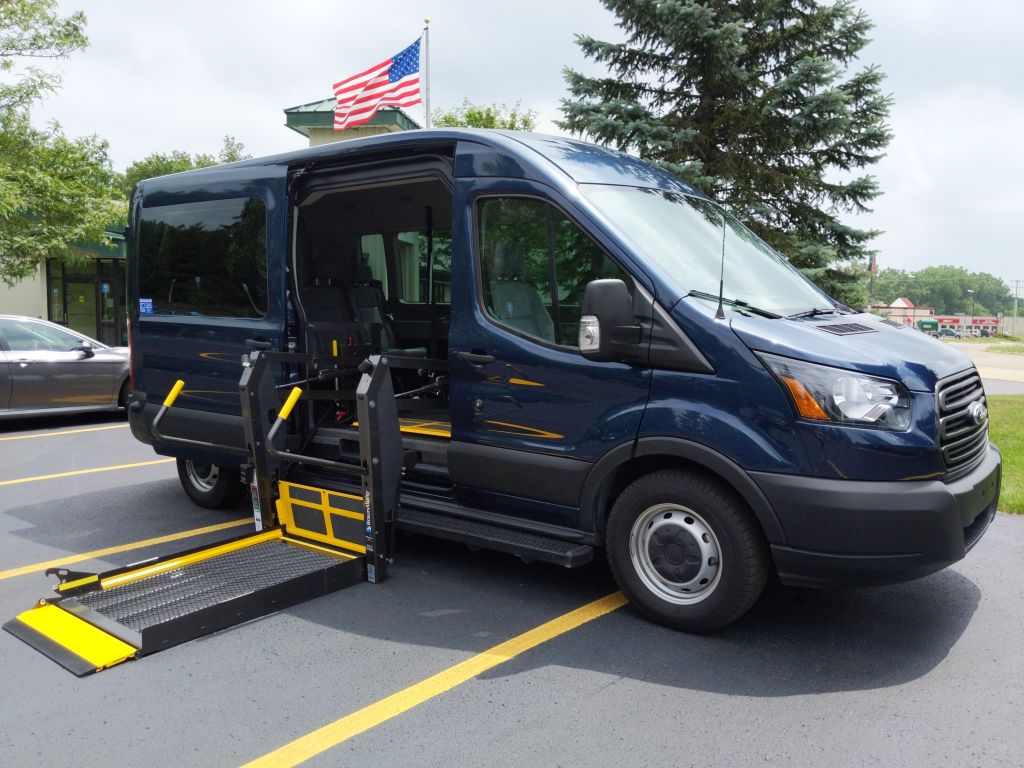It’s easy to pick up or drop off a passenger curbside with a side entry wheelchair van. Full Size Wheelchair Vans Clock Mobility