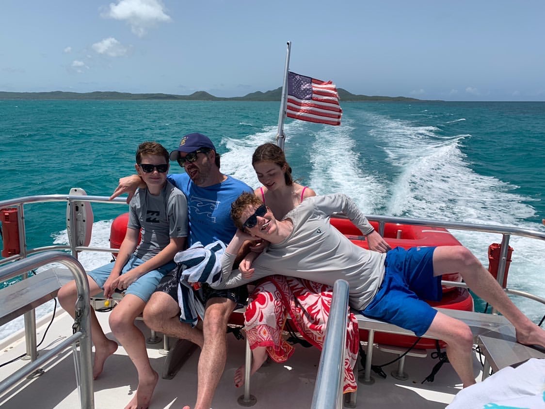 Navy SEAL Dad's Father's Day Gift Guide - Vimarsana News