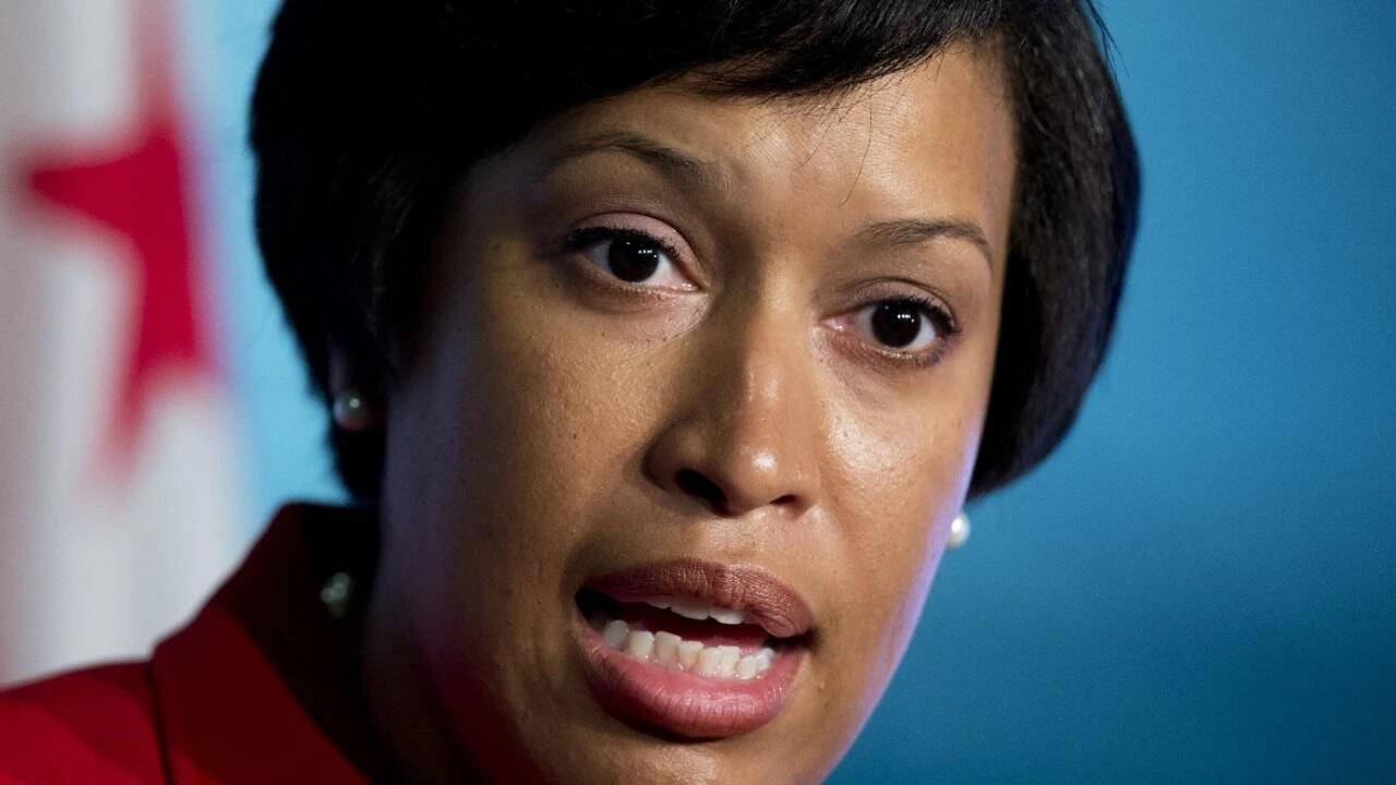 DC Mayor Declares Public Emergency After Busloads Of Migrants Overwhelm Nation’s Capital