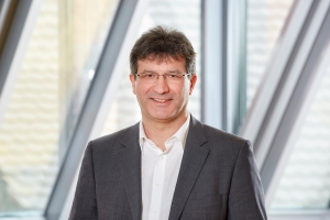 To most people, the process of opening a bank account can be intimidating and tiresome. Unser Team | immo8 GmbH