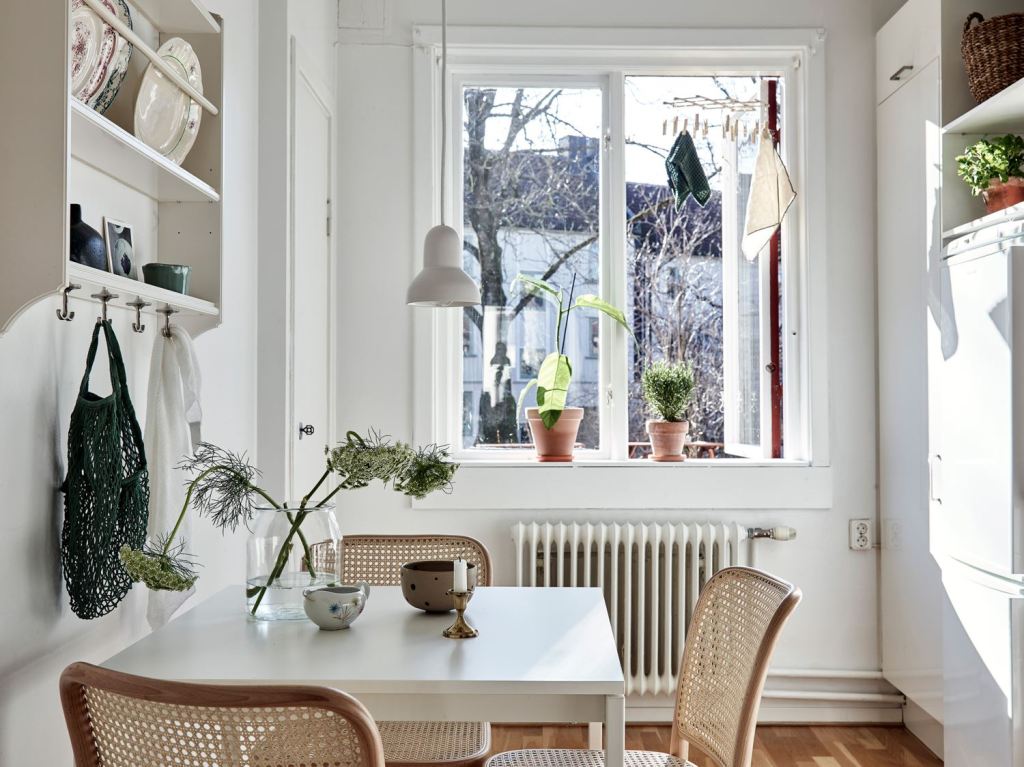 Cozy kitchen table