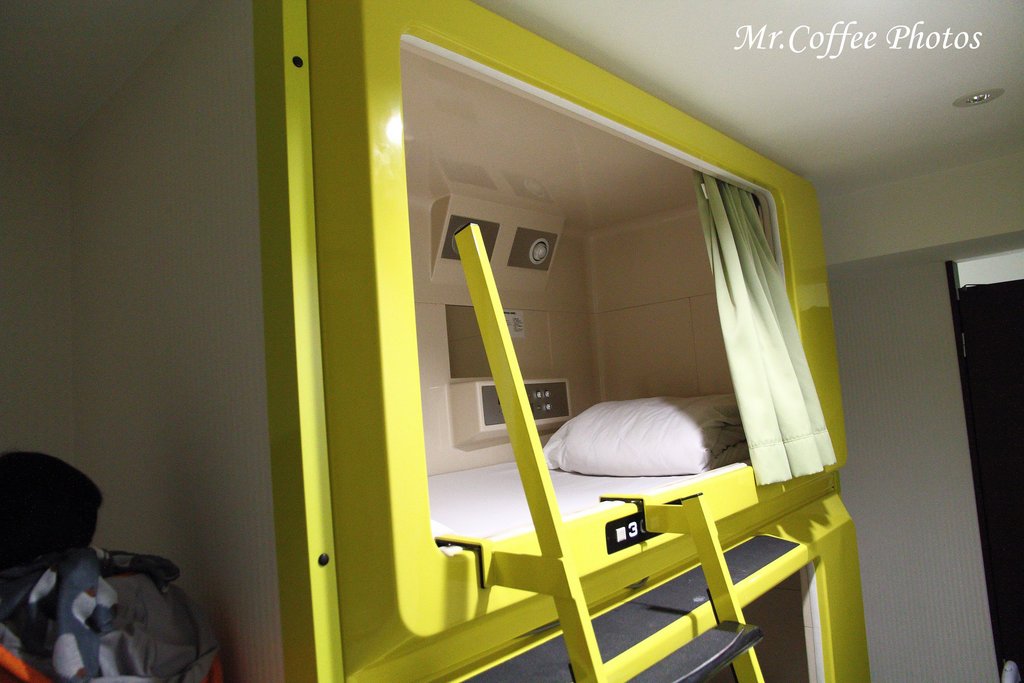 【大阪。新今宮】《新今宮旅社 Hotel Shin-imamiya》體驗膠囊間，不用分房睡 (03)