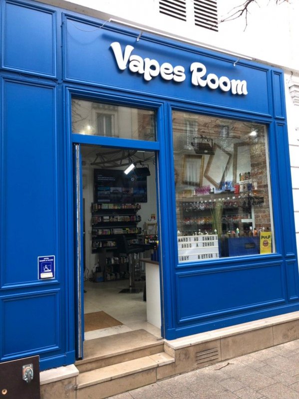 Are there any advantages to using an a. Bitcoin ATM in Paris - Vapes Room Wallace Puteaux
