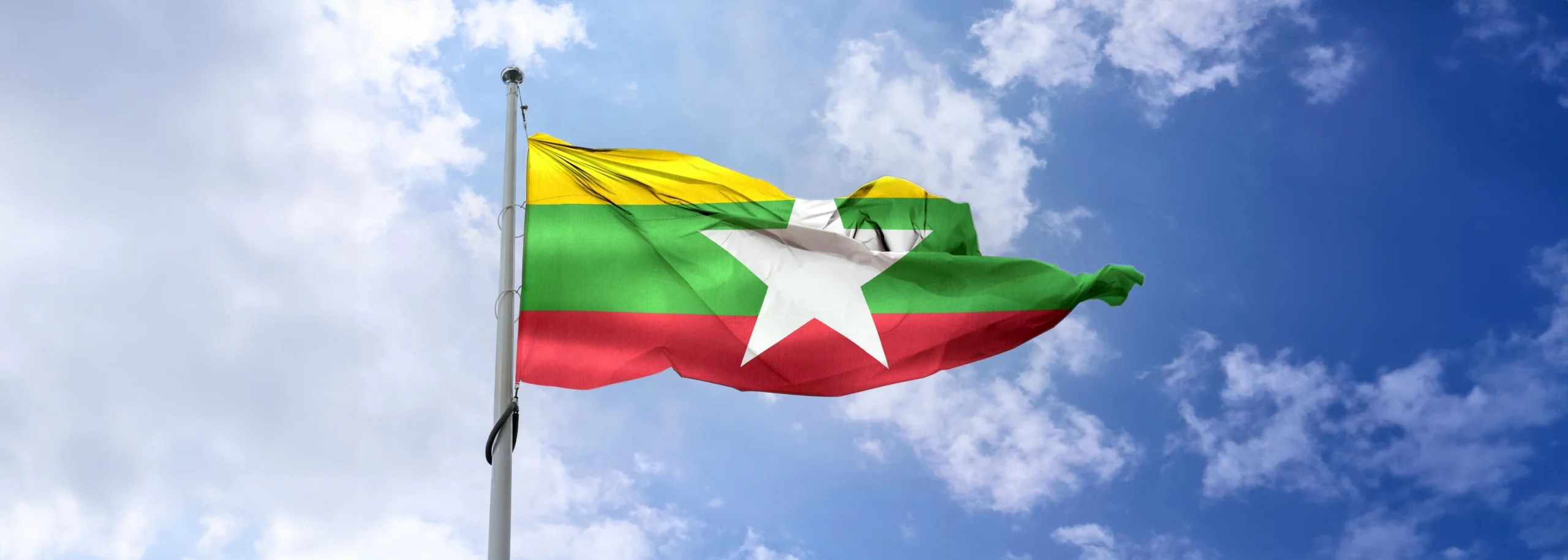 Myanmar eyes cashless future for rice industry