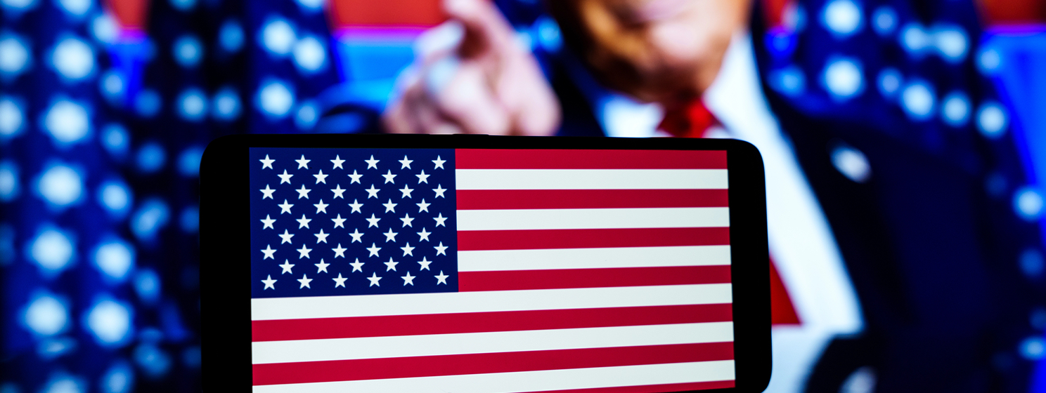Trump calls for crypto bank access, GOP demands PAC loyalty