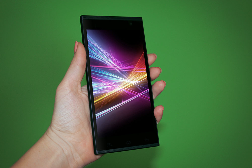 A good logo mockup is one that provides context for the design it's displaying. 36 Excellent Android Phone Mockups For Graphic Design Colorlib