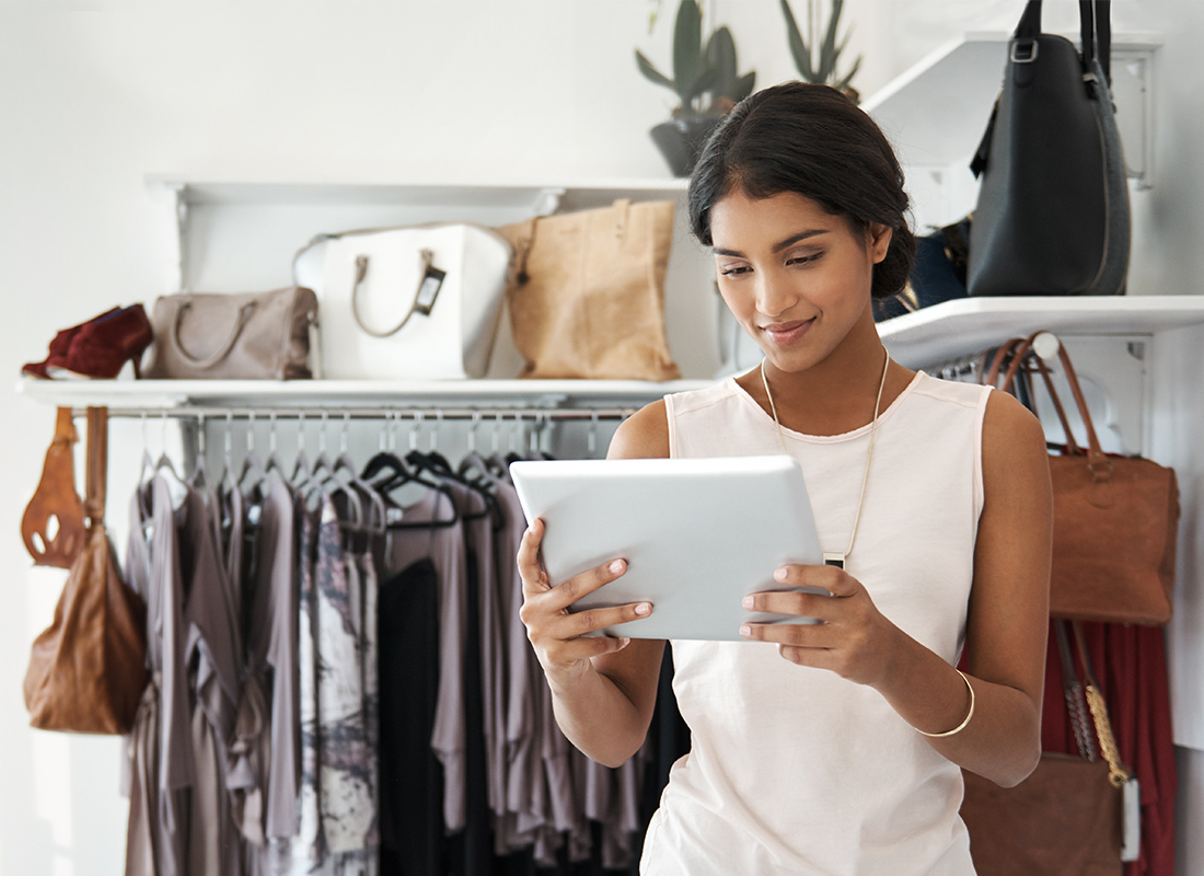 This theme is tagged as sticky post,full width template,blog,custom. 20 Clothing Store WordPress Themes for Your Shop and Boutique 2019 - Colorlib