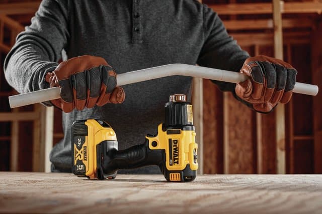 The dewalt cordless heat gun is perfect for heat shrinking wire tubing, paint removal as well as decal removal. DEWALT Introduces 20V MAX Cordless Heat Gun | Compact